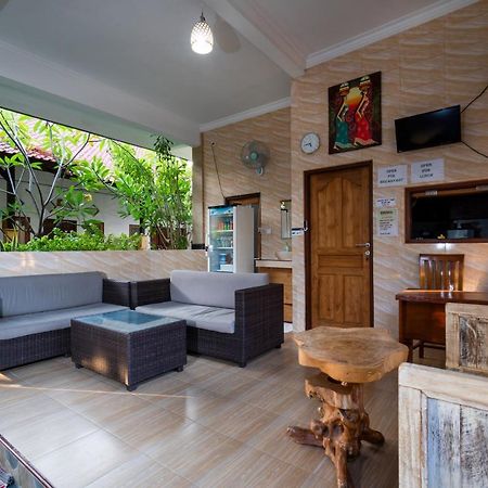 Krisna Home Stay Lembongan Exteriör bild