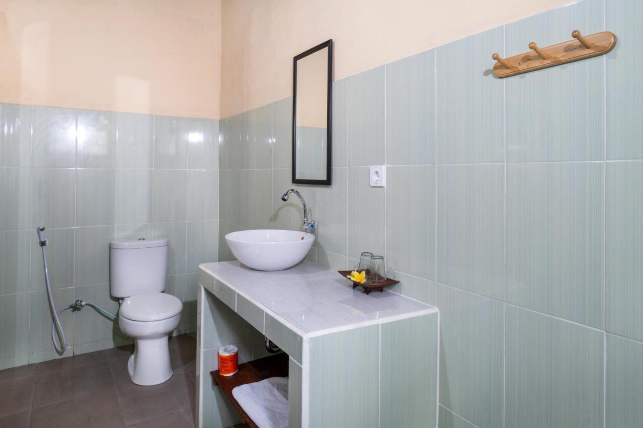 Krisna Home Stay Lembongan Exteriör bild