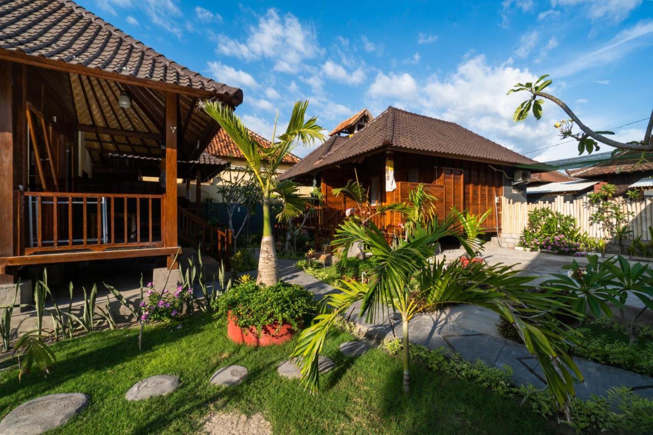 Krisna Home Stay Lembongan Exteriör bild