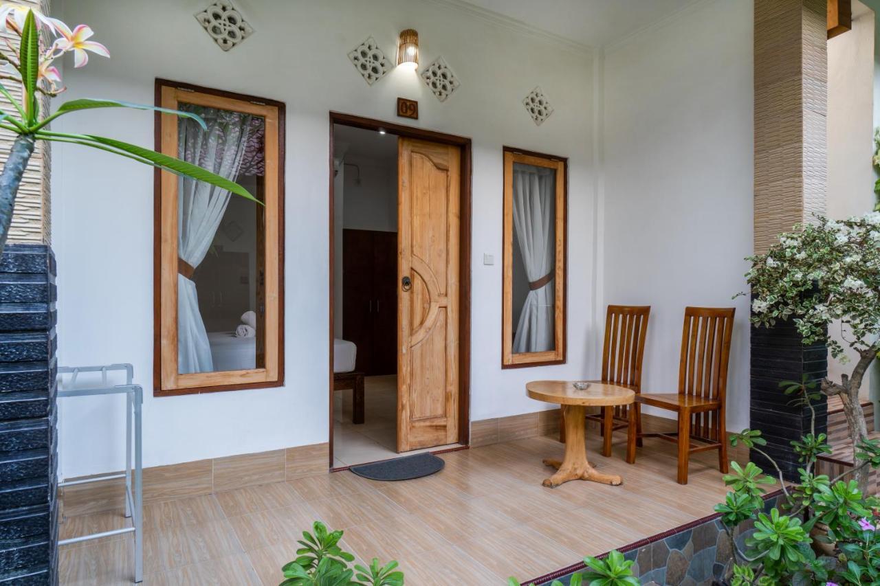 Krisna Home Stay Lembongan Exteriör bild