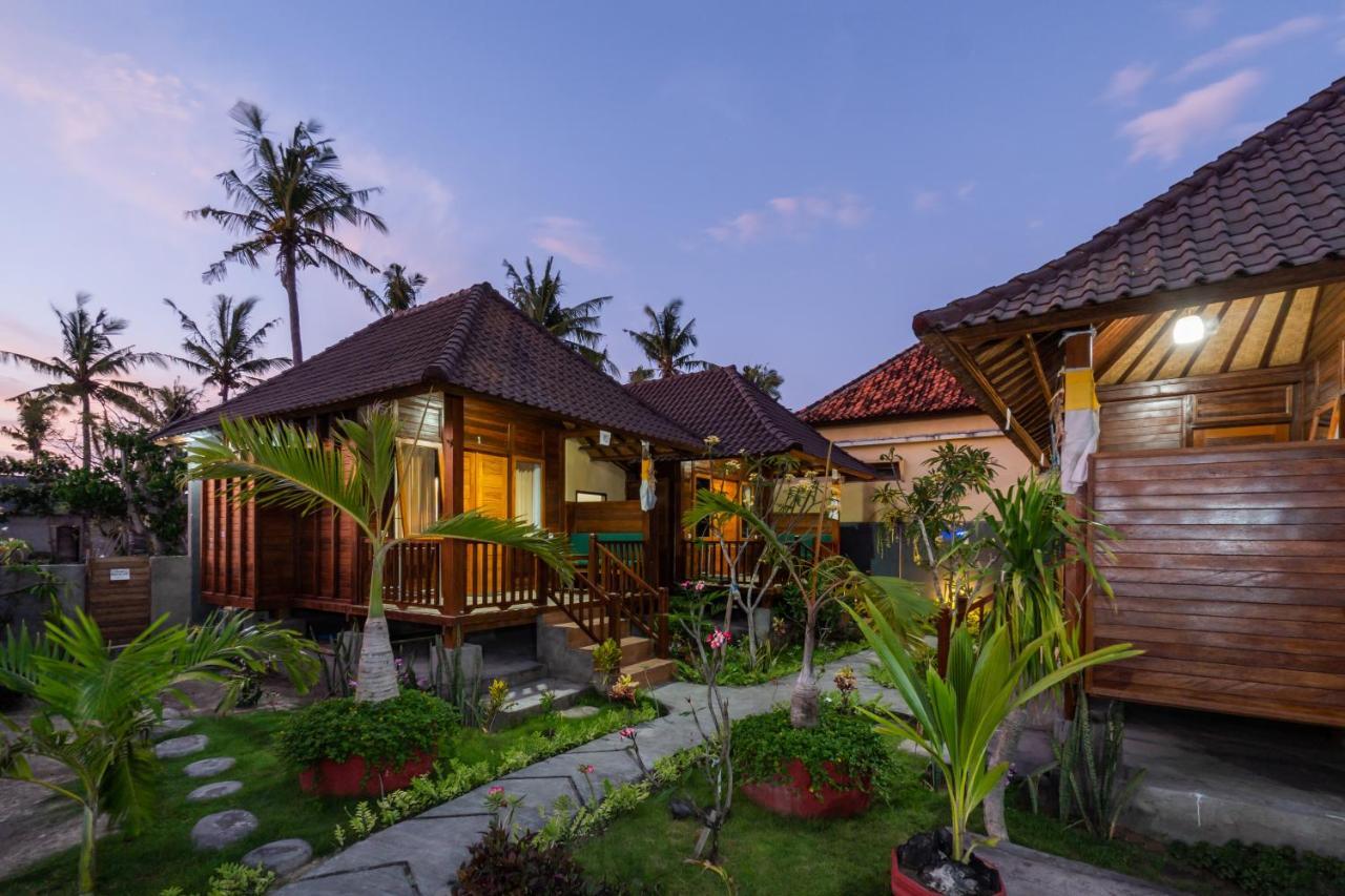 Krisna Home Stay Lembongan Exteriör bild