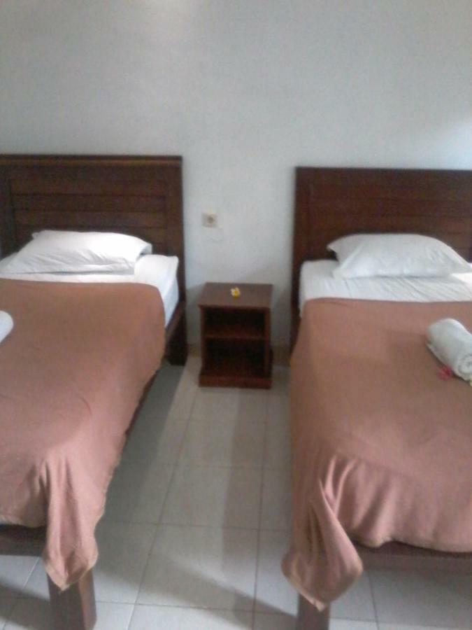Krisna Home Stay Lembongan Exteriör bild